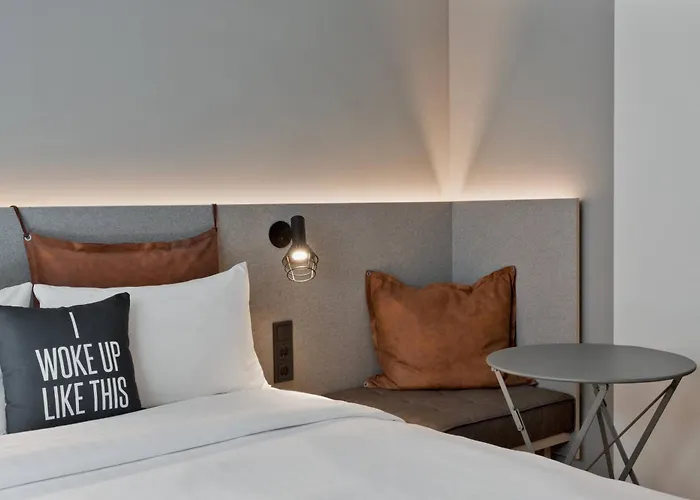 Moxy Frankfurt Center フランクフルト