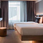 Moxy Frankfurt Center