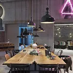 Hotel Moxy Frankfurt Center Frankfurt am Main