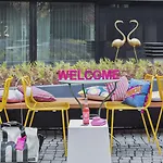 Moxy Frankfurt Center Hotel