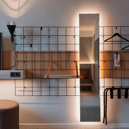 Moxy Frankfurt Center 호텔