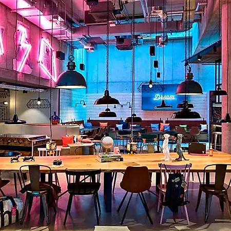 Moxy Frankfurt Center 3* Frankfurt nad Mohanem
