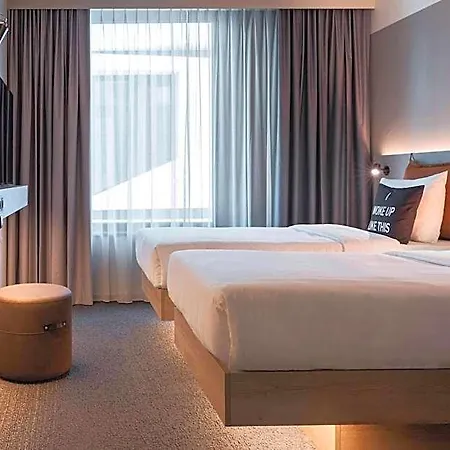 Moxy Frankfurt Center 3* Frankfurt am Main