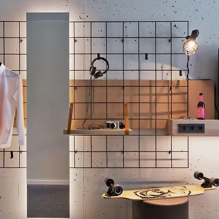 Moxy Frankfurt Center フランクフルト