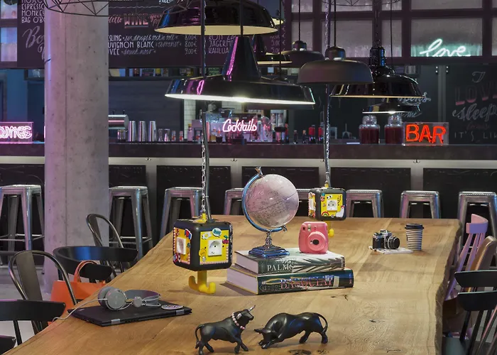 Moxy Frankfurt Center Szálloda